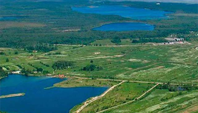 01-crystal-lake-hutor.jpg