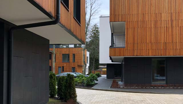 019-gallery-pine-wood-apartments.jpg