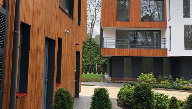020-gallery-pine-wood-apartments.jpg